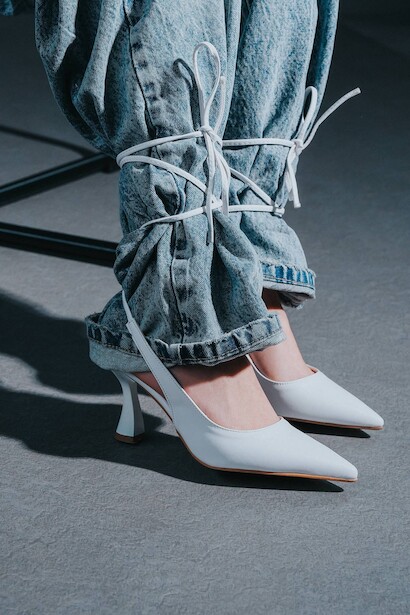 Beyaz Cilt Bilekten Bağlamalı Kadın Topuklu Ayakkabı Sise  Beyaz Cilt 