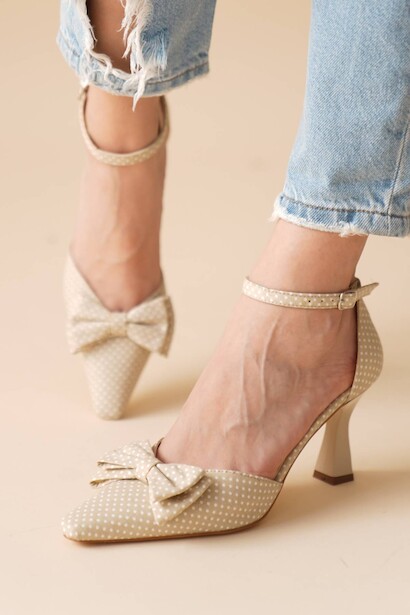 Kadın Puantiyeli Papyon Detay Topuklu Ayakkabı Pitirella