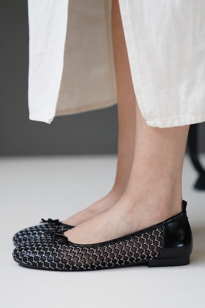 Kadın Siyah Dantelli Babet Diena 