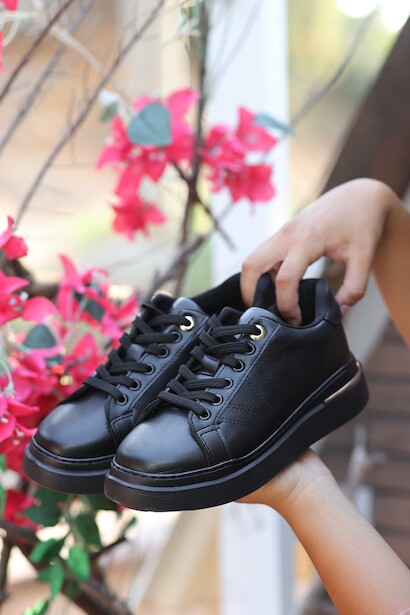 Kadın Gold Detay Bağcıklı Günlük Ayakkabı Sporra 