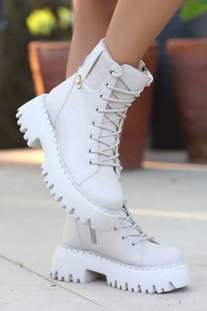 Kadın Yumuşak Taban Bağcıklı Bot Heri 