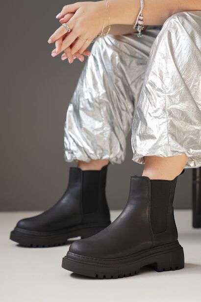 Kadın Lastikli Düz Taban Bot Bootie 