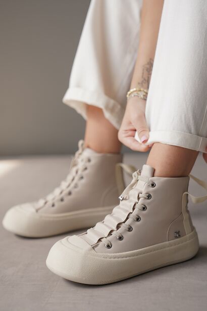 Kadın Bağcıklı Tasarım Taban Spor Bot Campe 