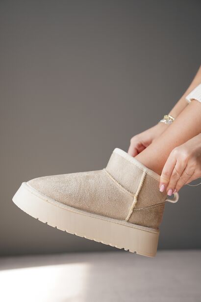 Kadın Kalın Taban İçi Kürklü Bot Stelvi  Bej 4