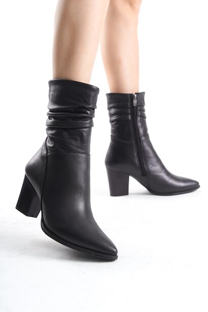 Kadın Hakiki Deri Sivri Burun Kalın Topuklu Bot İmela  Siyah 4