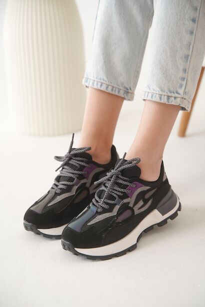 Kadın Tasarım Taban Fileli Bağcıklı Sneaker Lova 