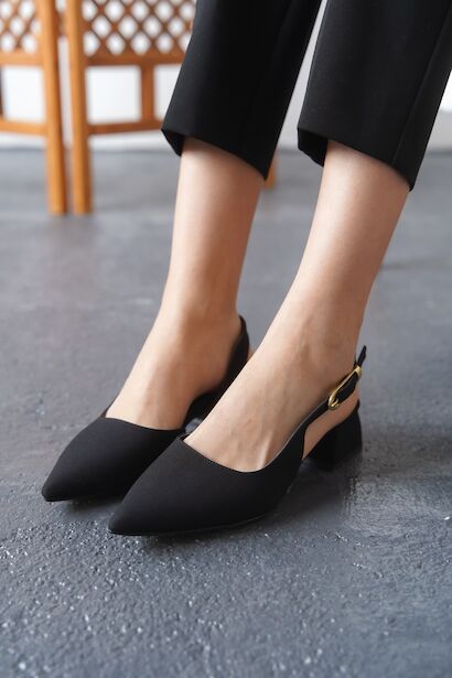 Kadın Sivri Burun Karnıyarık Kısa Topuklu Ayakkabı Romeo 