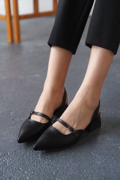 Kadın Arka Açık Tek Baret Kısa Topuklu Ayakkabı Alfa 