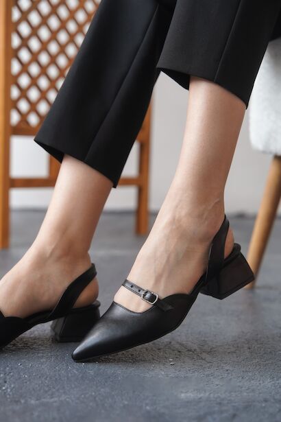 Kadın Arka Açık Tek Baret Kısa Topuklu Ayakkabı Alfa  Siyah Cilt 4