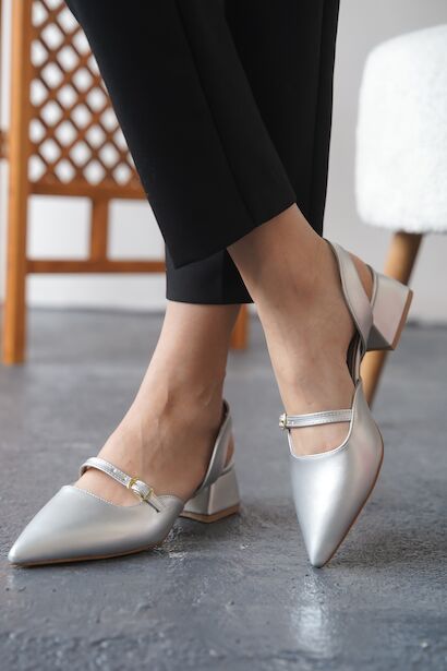 Kadın Arka Açık Tek Baret Kısa Topuklu Ayakkabı Alfa 