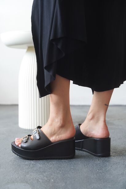 Kadın Çift Toka Dolgu Tabanlı Terlik Dolia  Siyah Cilt 4