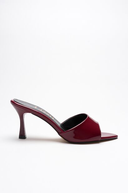 Kadın Sivri Burun Açık Topuklu Terlik Leni  Bordo