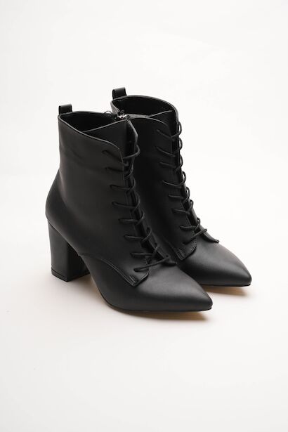 Kadın Bağcıklı Fermuarlı Sivri Burun Kalın Topuklu Bot Vorena 