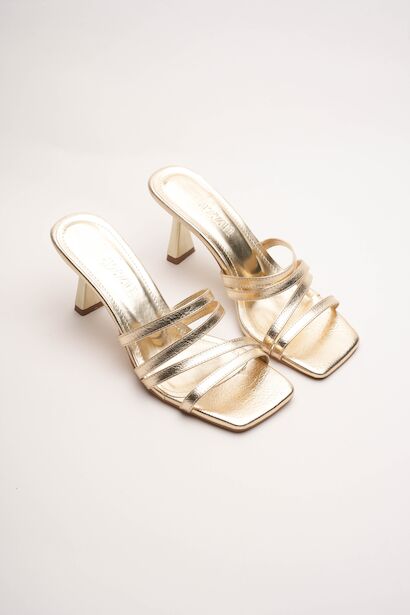 Kadın Küt Butun Tasarım Topuklu Terlik Prana Altın