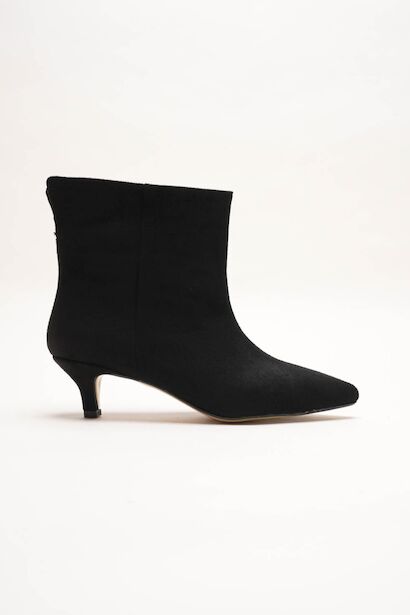 Kadın Siyah Süet Görünümlü Kitten Heel Kısa Topuklu Sivri Burun Bot & Bilek Boy Çizme Marsy  Siyah