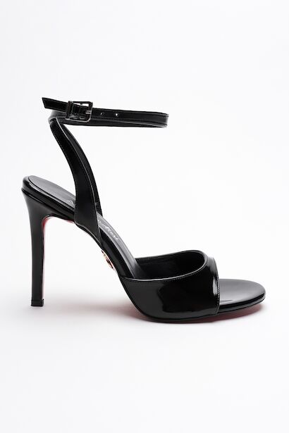 Kadın İnce Bant Arka Baretli Topuklu Ayakkabı Livora  Siyah Rugan