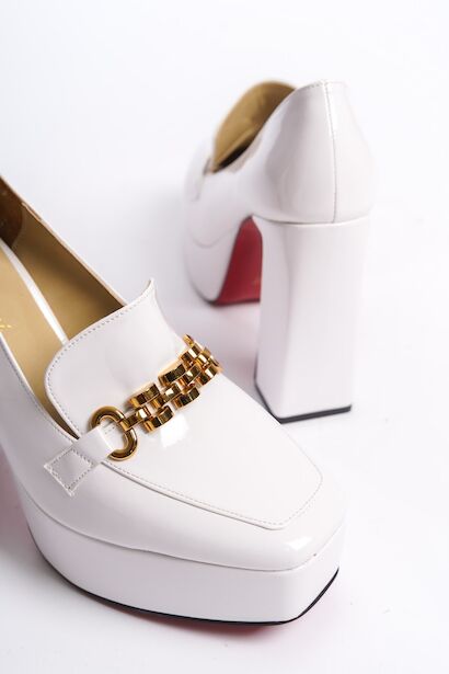 Kadın Platform Tasarım Toka Detaylı Orta Topuklu Ayakkabı Vanera  Beyaz Rugan  4
