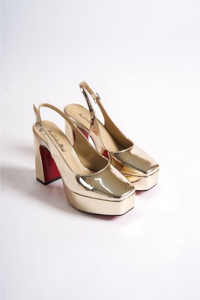 Kadın Platform Tasarım Toka Detaylı Orta Topuklu Ayakkabı Chelsea 