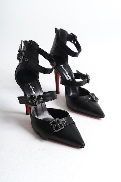 Kadın İnce Topuklu Tokalı Ayakkabı Stiletto Sansa  Siyah Cilt