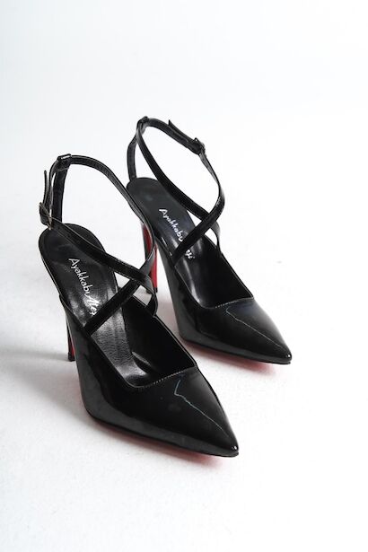 Kadın Arka Açık Tasarım İnce Topuklu Ayakkabı Rileyya 