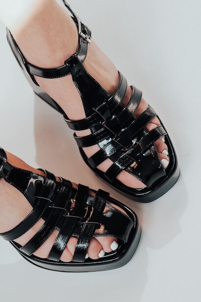 Kadın Gladyatör Kalın Topuklu Ayakkabı Hira  Siyah Rugan 6